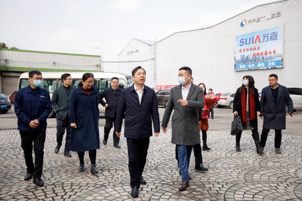 1673368447303851pzrj.jpg 董事長陪同接待.jpg